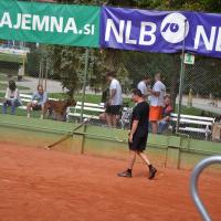 Mednarodni 2011 60